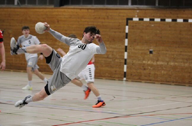 Priener Handballer kommen nur sehr schwer aus den Startlöchern